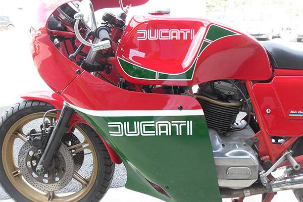 Ducati-900MHR_10.jpg
